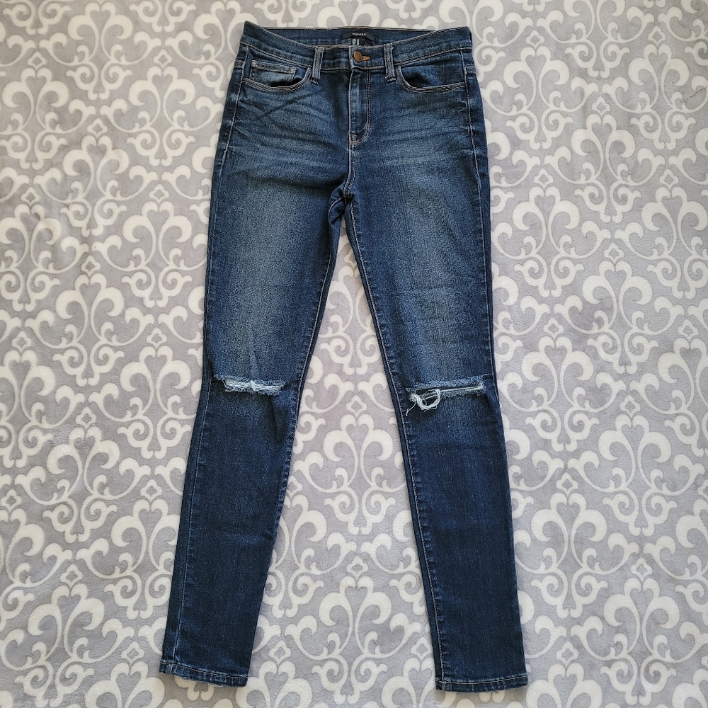 Forever 21 jeans, Dark denim, fading Skinny ripped Size 27, high-waisted